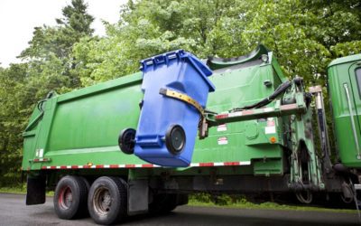 Comment le nouveau système provincial de collecte des boîtes bleues en Ontario prend-il forme et qu’est-ce que cela signifie pour les contenants multicouches?